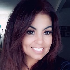 Meet your Posher, Debra